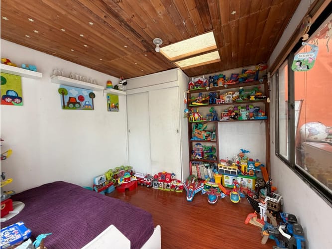 Casa de 5 alcobas en venta en Pasadena, Bogotá, 320 m² · foto 8 de 19