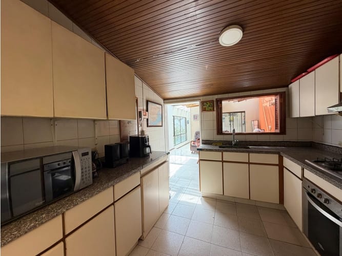 Casa de 5 alcobas en venta en Pasadena, Bogotá, 320 m² · foto 14 de 19