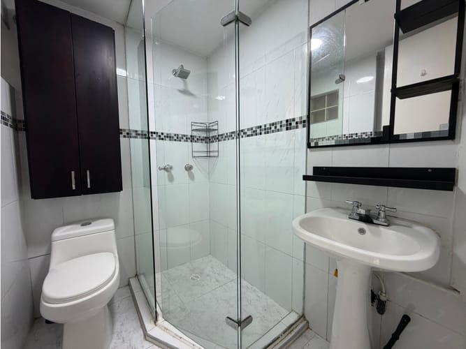 Casa de 5 alcobas en venta en Pasadena, Bogotá, 320 m² · foto 17 de 19