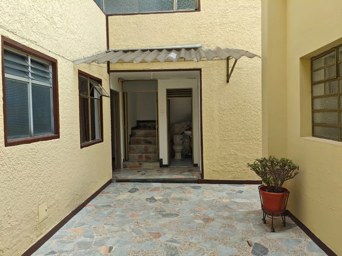 Casa de 5 alcobas en venta en Galan, Bogotá, 374 m² · foto 9 de 24