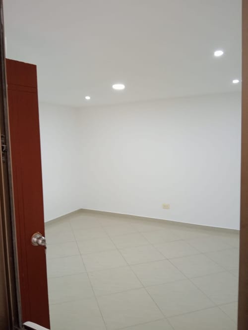 Casa de 7 alcobas en venta en Bosa Los Naranjos, Bogotá, 285 m² · foto 17 de 17
