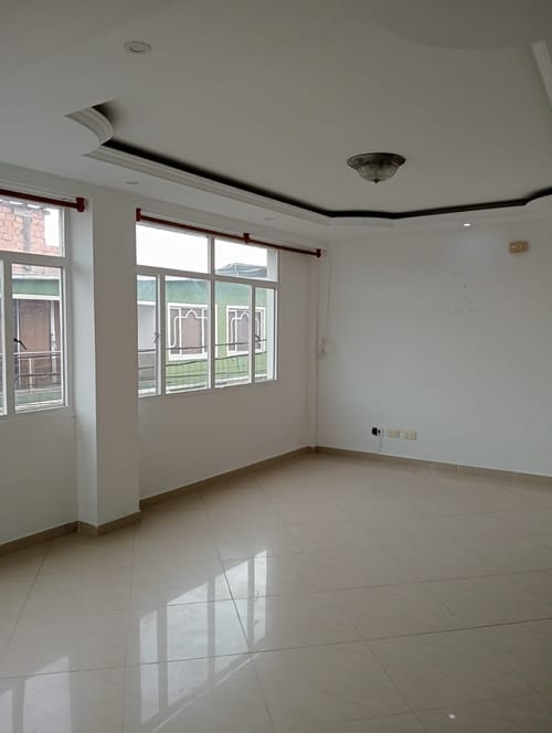 Casa de 7 alcobas en venta en Bosa Los Naranjos, Bogotá, 285 m² · foto 8 de 17