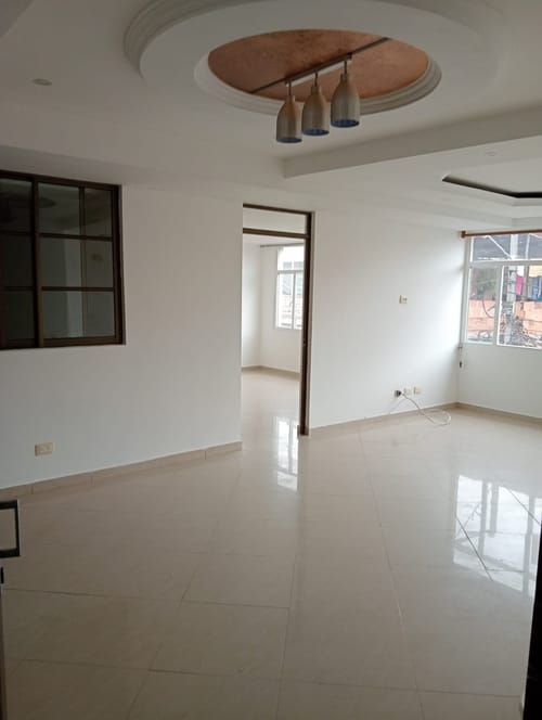 Casa de 7 alcobas en venta en Bosa Los Naranjos, Bogotá, 285 m² · foto 13 de 17