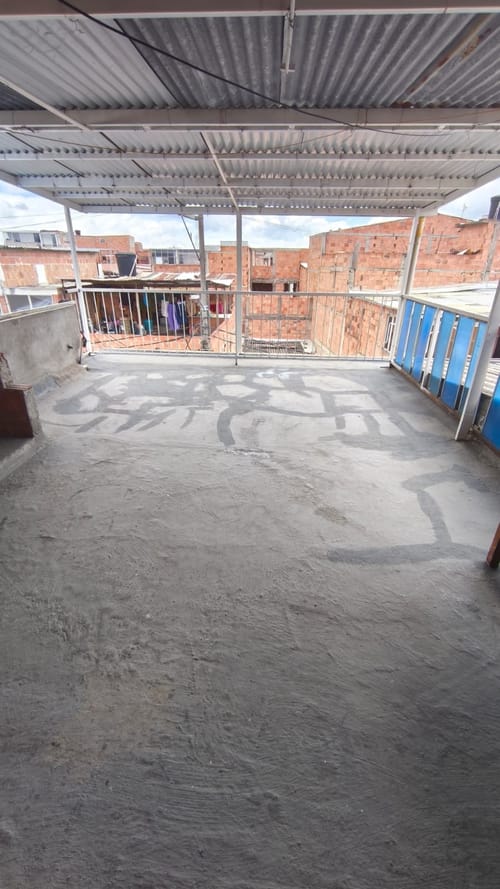 Casa de 7 alcobas en venta en Bosa Los Naranjos, Bogotá, 285 m² · foto 14 de 17