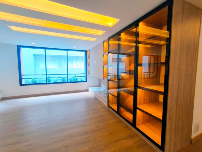 Apartamento de 3 alcobas en venta en Chico Norte, Bogotá, 190 m² · foto 1 de 19