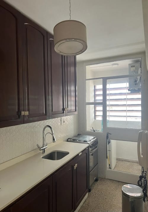 Exclusivo Apartamento de 1 Dormitorio en Alquiler, Ubicación Privilegiada en Santiago Gadea y Luis Alberto de Herrera. · Foto 8
