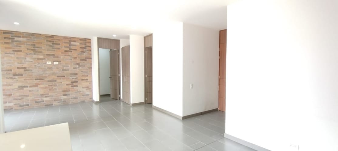 Apartamento de 1 alcoba en venta en Loma De Las Brujas, Envigado, 74 m² · foto 6 de 24