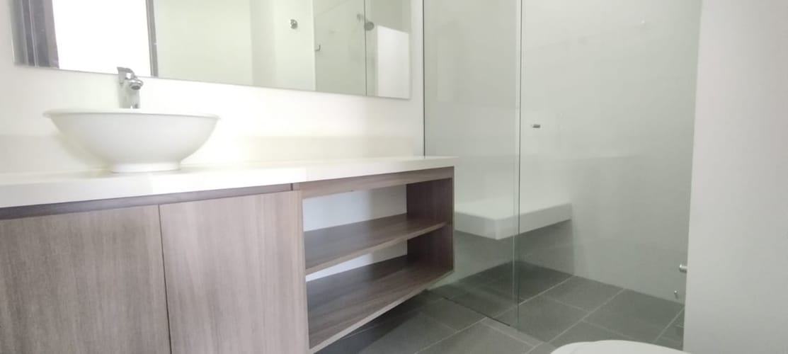 Apartamento de 1 alcoba en venta en Loma De Las Brujas, Envigado, 74 m² · foto 17 de 24