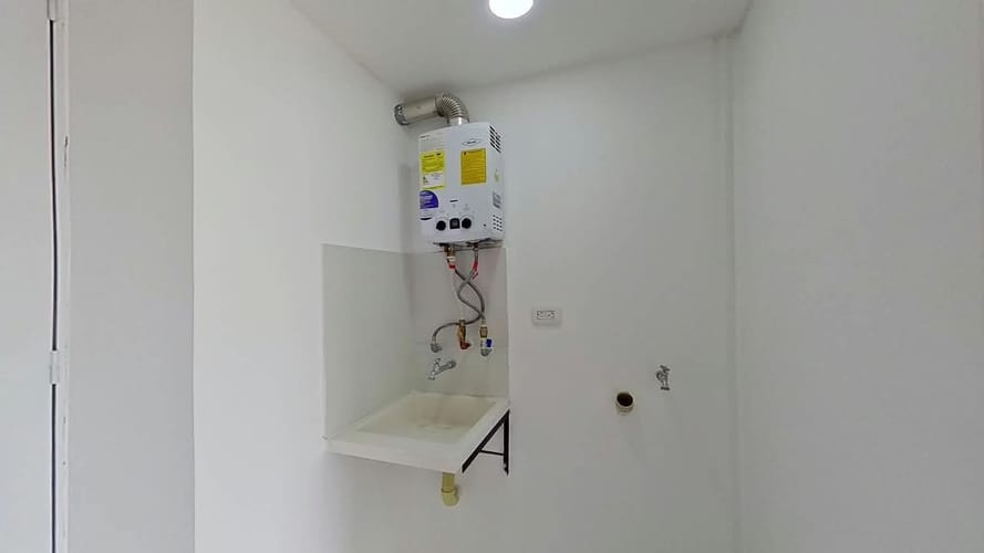 Apartamento de 2 alcobas en venta en El Vergel, Bogotá, 41 m² · foto 5 de 10