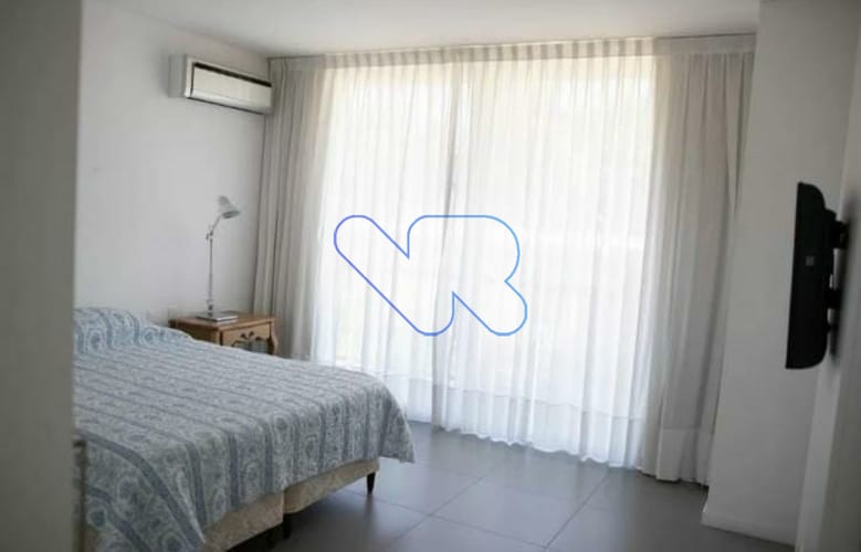 Venta y Alquiler Anual Casa 5 suites Barrio Privado Mansa con Piscina · Foto 8
