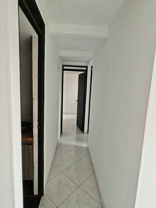 Apartamento de 3 alcobas en arriendo en Los Colores, Medellín, 56 m² · foto 10 de 12