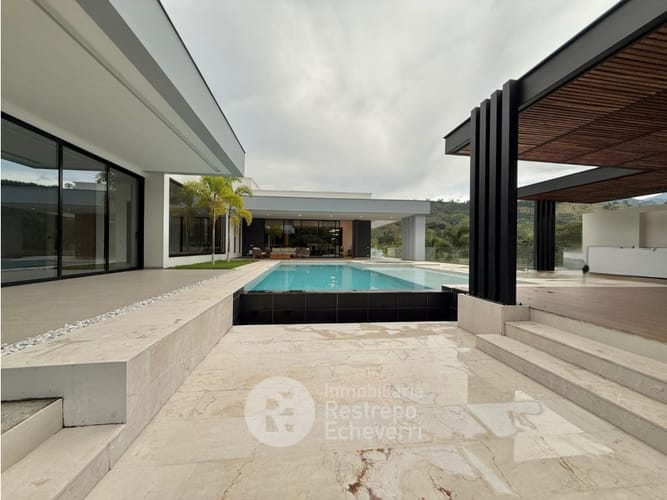 Casa de 5 alcobas en venta en El Rosario, Manizales, 600 m² · foto 6 de 24