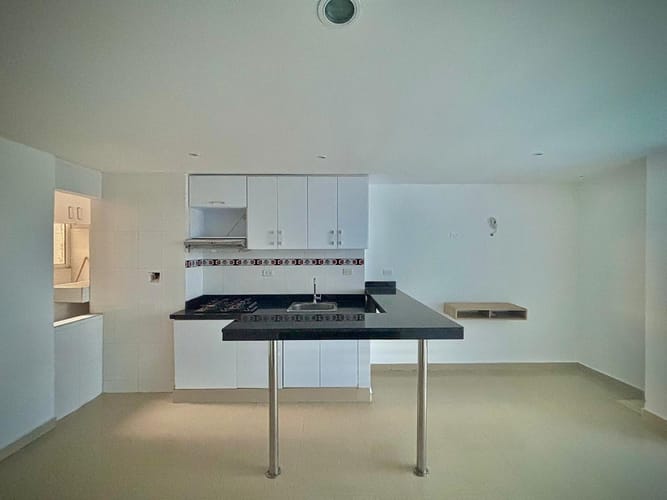 Apartamento de 2 alcobas en venta en Berlin, Cartagena, 57 m² · foto 3 de 13