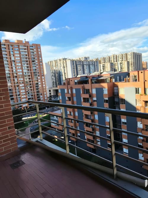 Apartamento de 3 alcobas en arriendo en Colina Campestre, Bogotá, 86 m² · foto 4 de 19