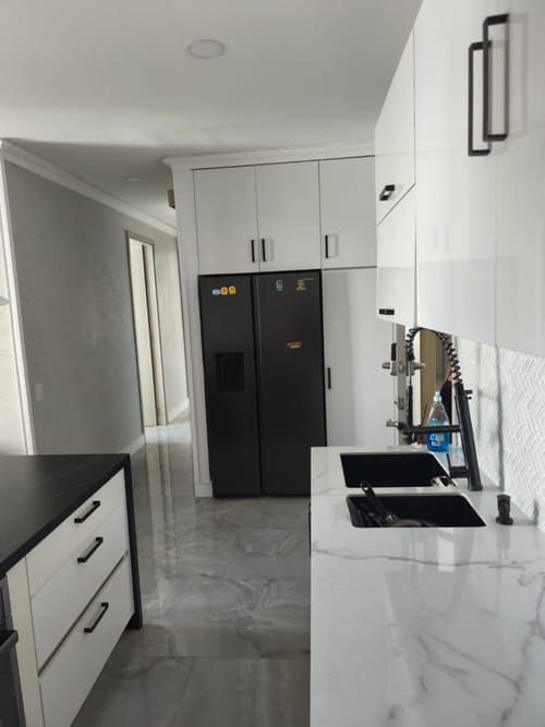 Apartamento de 2 alcobas en arriendo en Bocagrande, Cartagena, 97 m² · foto 18 de 20