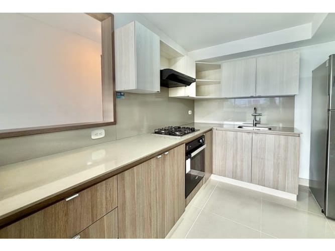 Apartamento de 3 alcobas en venta en Valle Del Lili, Cali, 93 m² · foto 4 de 24