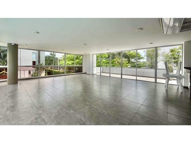 Apartamento de 3 alcobas en venta en Valle Del Lili, Cali, 93 m² · foto 23 de 24