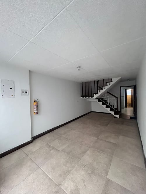 Casa de 5 alcobas en venta en Ciudad Jardin Sur, Bogotá, 270 m² · foto 11 de 11