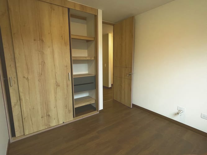 Apartamento de 3 alcobas en venta en Alcala, Mosquera, 86 m² · foto 3 de 20