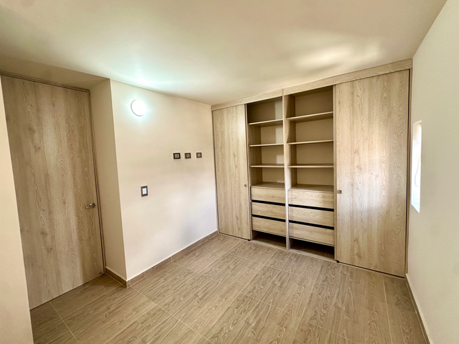 Apartaestudio en arriendo en La Floresta, Bogotá, 39 m² · foto 8 de 17