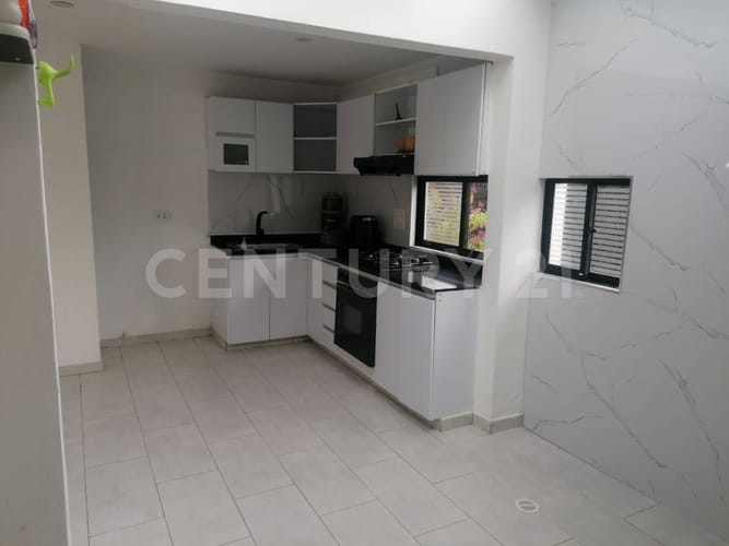 Casa de 3 alcobas en venta en Tiquiza, Chía, 138 m² · foto 1 de 20