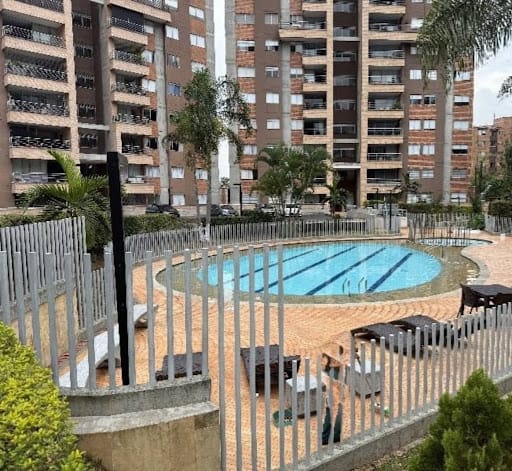 Apartamento de 2 alcobas en arriendo en Loma Del Escobero, Envigado, 84 m² · foto 14 de 24