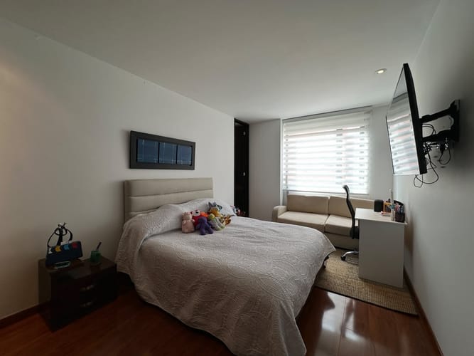 Apartamento de 3 alcobas en venta en Colina Campestre, Bogotá, 129 m² · foto 14 de 16