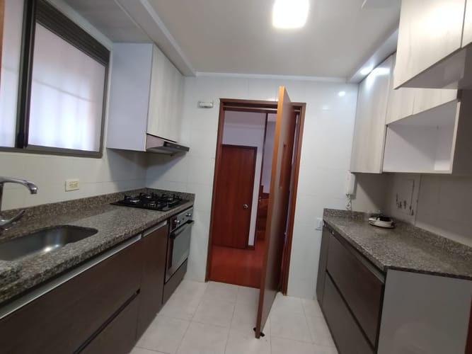 Apartamento de 3 alcobas en venta en Ciudad Salitre, Bogotá, 94 m² · foto 13 de 21
