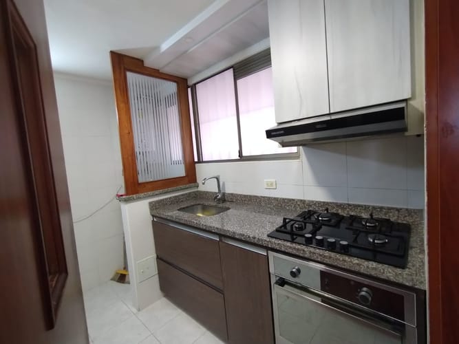 Apartamento de 3 alcobas en venta en Ciudad Salitre, Bogotá, 94 m² · foto 14 de 21