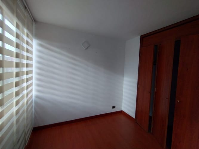 Apartamento de 3 alcobas en venta en Ciudad Salitre, Bogotá, 94 m² · foto 18 de 21