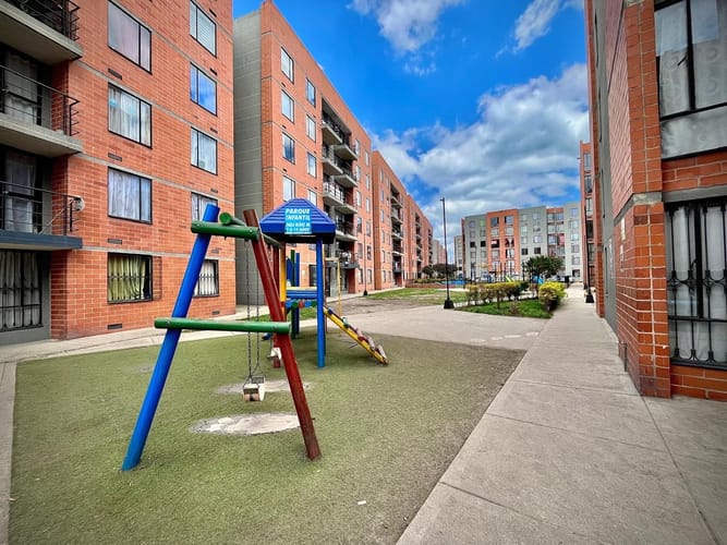 Apartamento de 3 alcobas en venta en Eugenio Diaz Castro, Soacha, 60 m² · foto 4 de 15