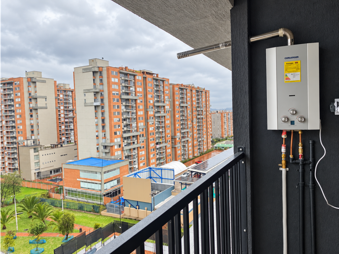 Apartamento de 2 alcobas en arriendo en Santa Teresa, Bogotá, 53 m² · foto 3 de 10