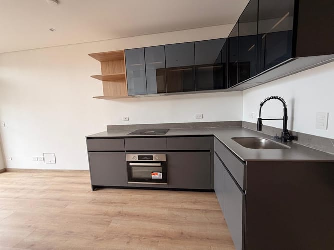 Apartamento de 1 alcoba en venta en Chico Norte, Bogotá, 36 m² · foto 4 de 21