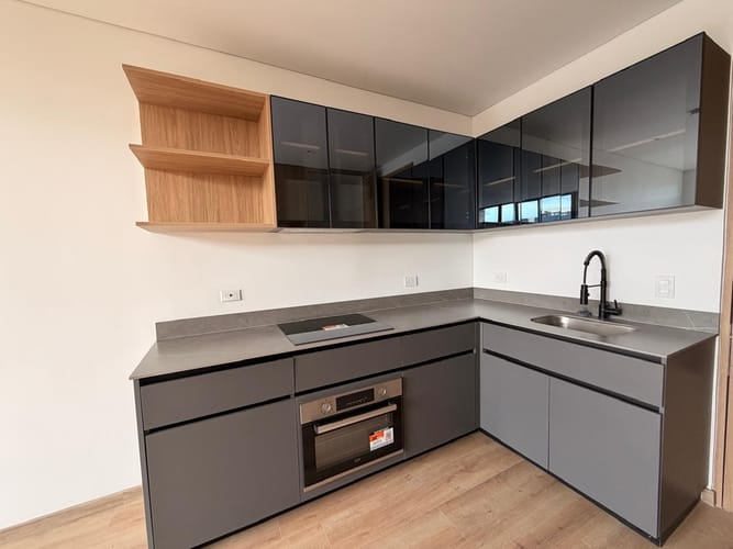 Apartamento de 1 alcoba en venta en Chico Norte, Bogotá, 36 m² · foto 2 de 21