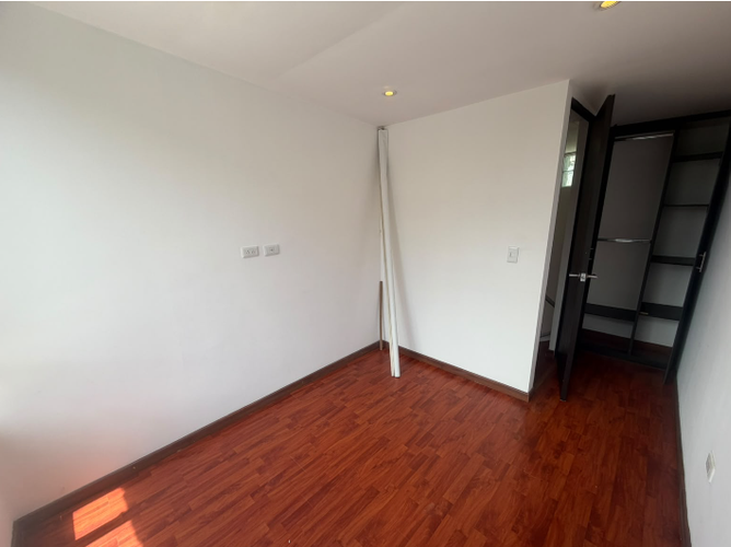 Apartamento de 3 alcobas en venta en La Macarena, Bogotá, 71 m² · foto 15 de 20