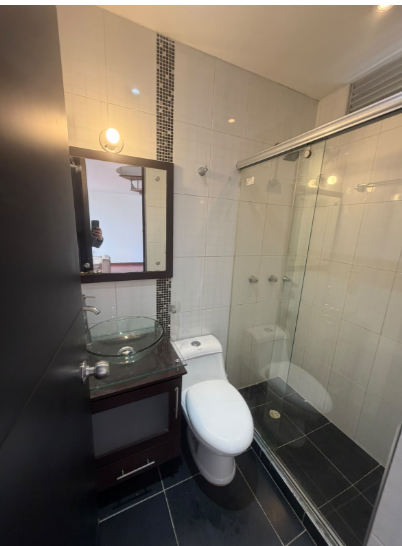 Apartamento de 3 alcobas en venta en La Macarena, Bogotá, 71 m² · foto 10 de 20
