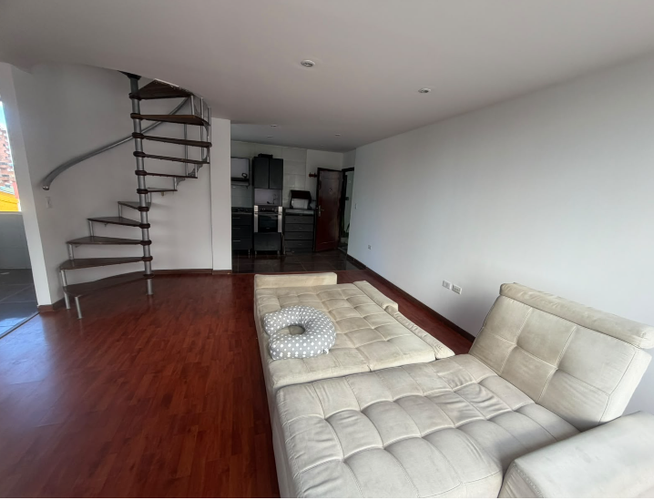 Apartamento de 3 alcobas en venta en La Macarena, Bogotá, 71 m² · foto 8 de 20
