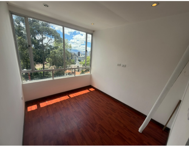 Apartamento de 3 alcobas en venta en La Macarena, Bogotá, 71 m² · foto 13 de 20