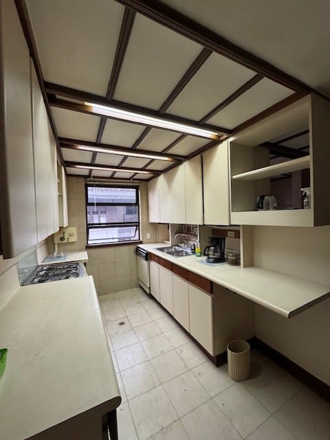 Apartamento de 4 alcobas en venta en Manila, Medellín, 235 m² · foto 8 de 24