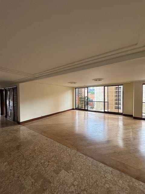 Apartamento de 4 alcobas en venta en Manila, Medellín, 235 m² · foto 12 de 24