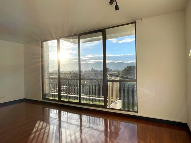 Apartamento de 3 alcobas en arriendo en Fontibon, Bogotá, 94 m² · foto 2 de 20