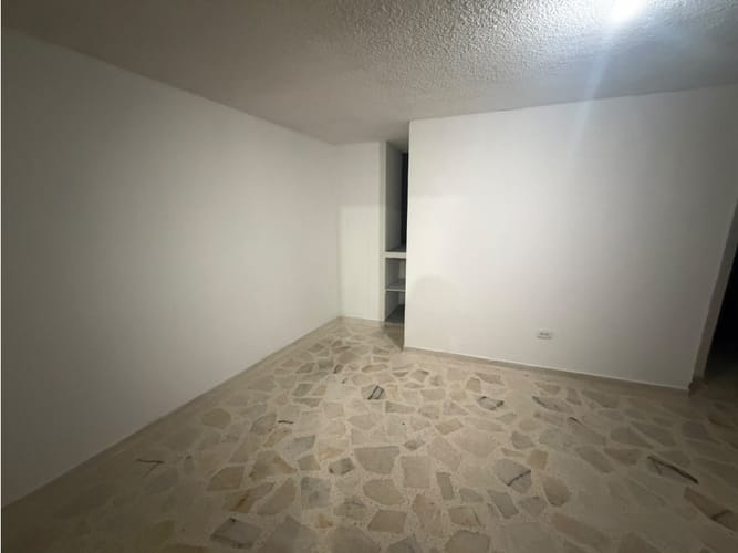 Apartamento de 2 alcobas en venta en Antonia Santos Centro, Bucaramanga, 56 m² · foto 2 de 8