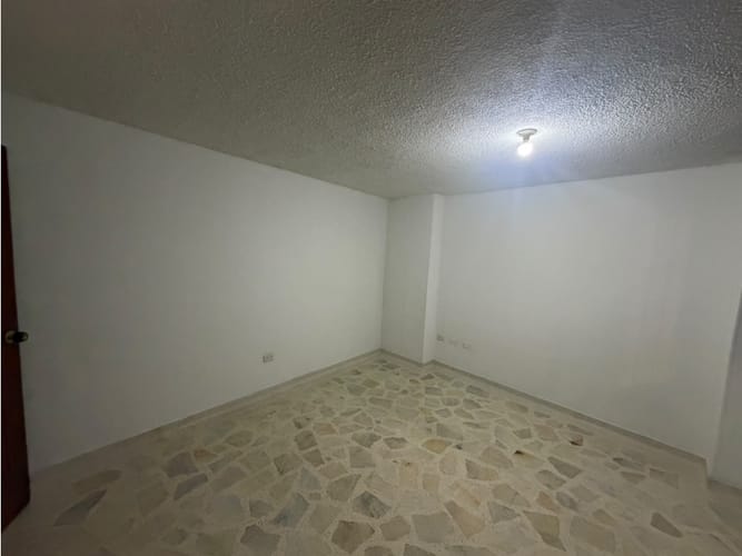 Apartamento de 2 alcobas en venta en Antonia Santos Centro, Bucaramanga, 56 m² · foto 3 de 8