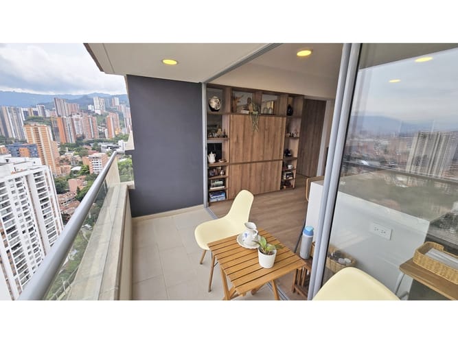 Apartamento de 2 alcobas en venta en Cañaveralejo, Sabaneta, 77 m² · foto 8 de 18