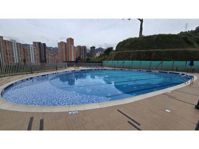 Apartamento de 2 alcobas en venta en Cañaveralejo, Sabaneta, 77 m² · foto 18 de 18