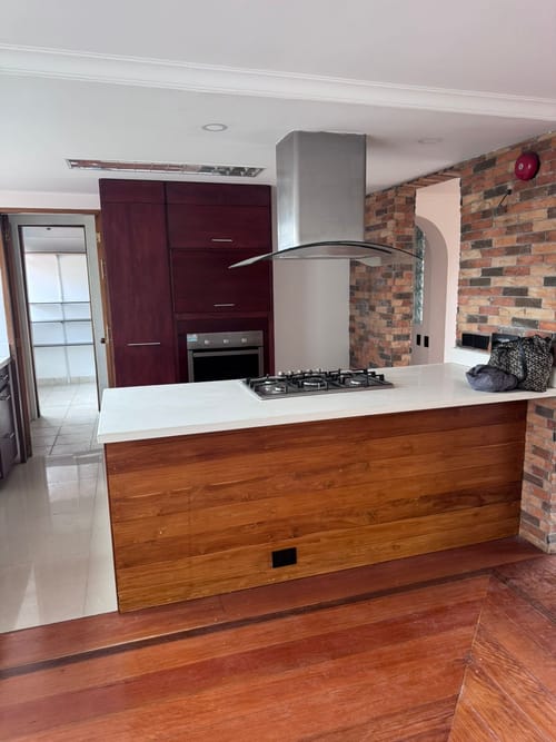 Apartamento de 2 alcobas en arriendo en Los Balsos, Medellín, 183 m² · foto 12 de 14
