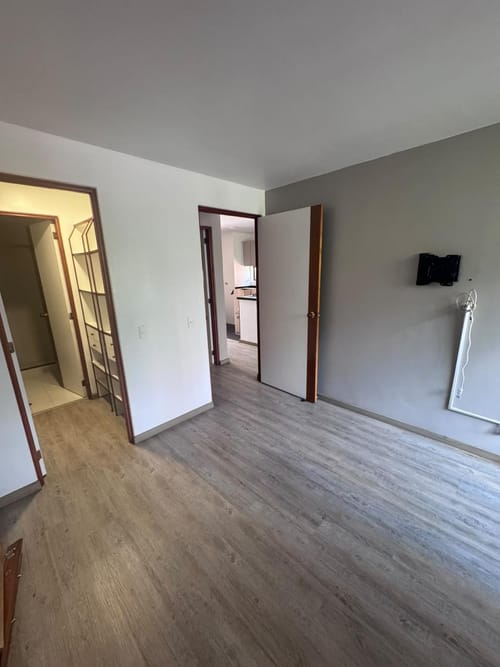Apartamento de 1 alcoba en arriendo en La Florida, Medellín, 48 m² · foto 10 de 12