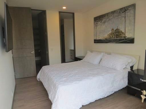 Apartamento de 2 alcobas en venta en Los Balsos, Medellín, 62 m² · foto 3 de 9