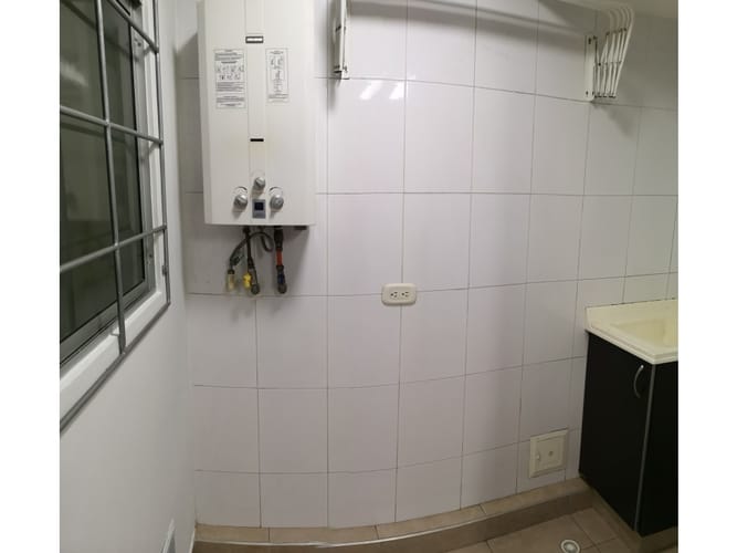 Apartamento de 3 alcobas en venta en Fontibon, Bogotá, 87 m² · foto 2 de 20