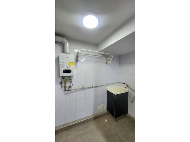 Apartamento de 3 alcobas en venta en Fontibon, Bogotá, 87 m² · foto 11 de 20